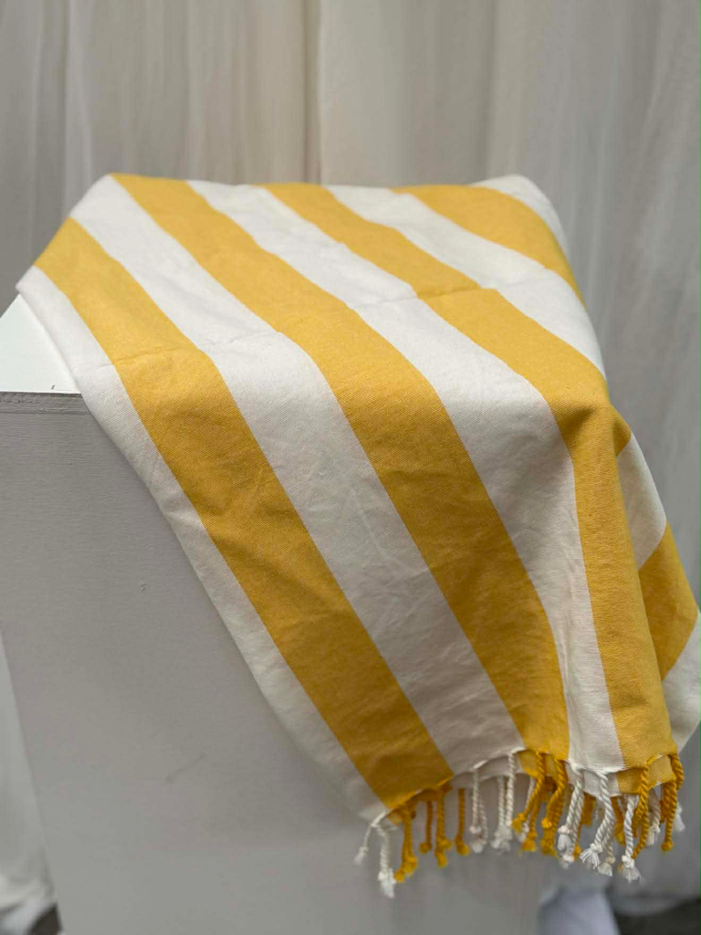 Serviette rayée jaune