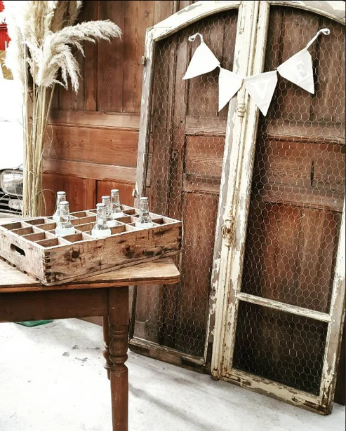 FENÊTRE GRILLAGE DE POULES