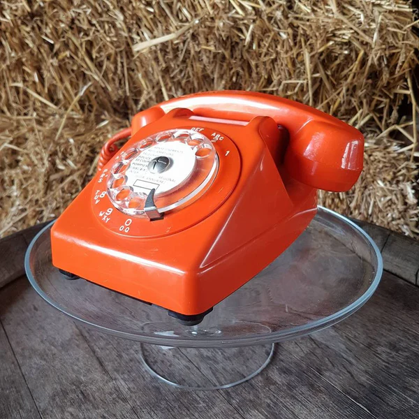 téléphone orange