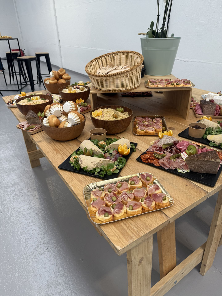 table grand modéle
