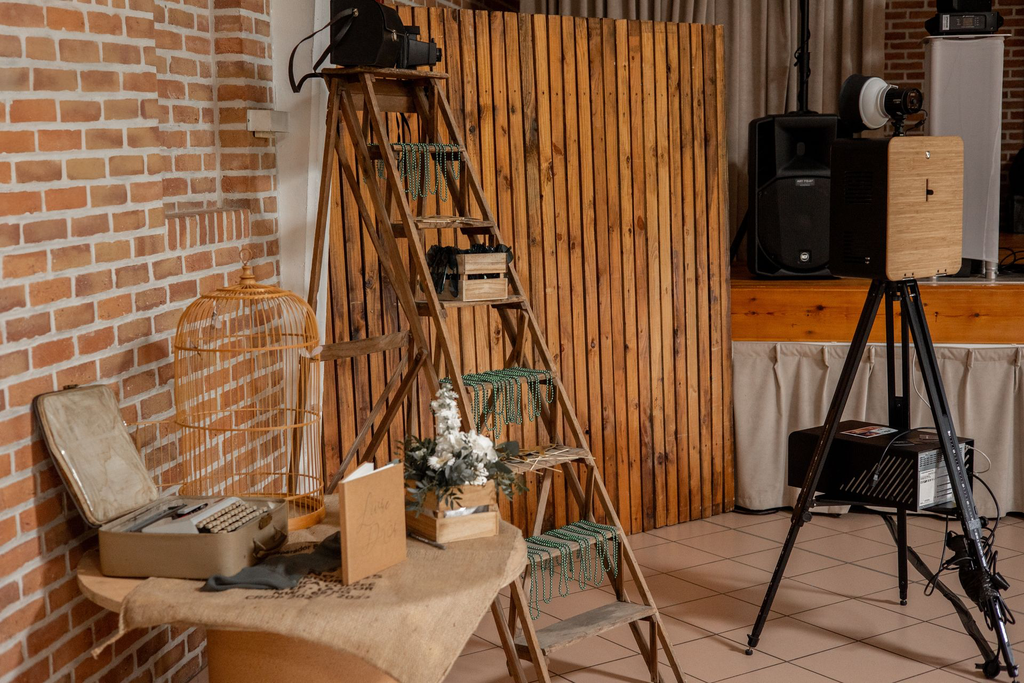 Escabeau grand modèle bois