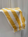 Serviette rayée jaune