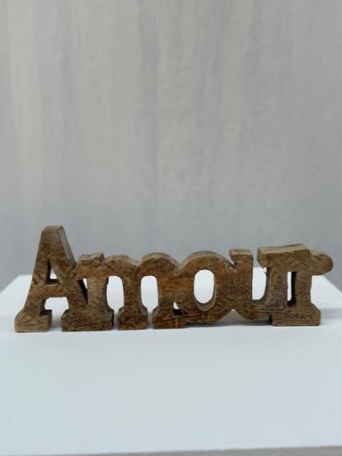 Mot en bois "Amour"