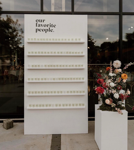 Mur à étagères rectangle