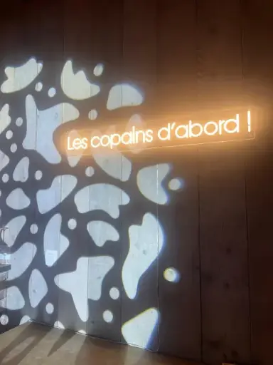 Néon "Les copains d'abords"